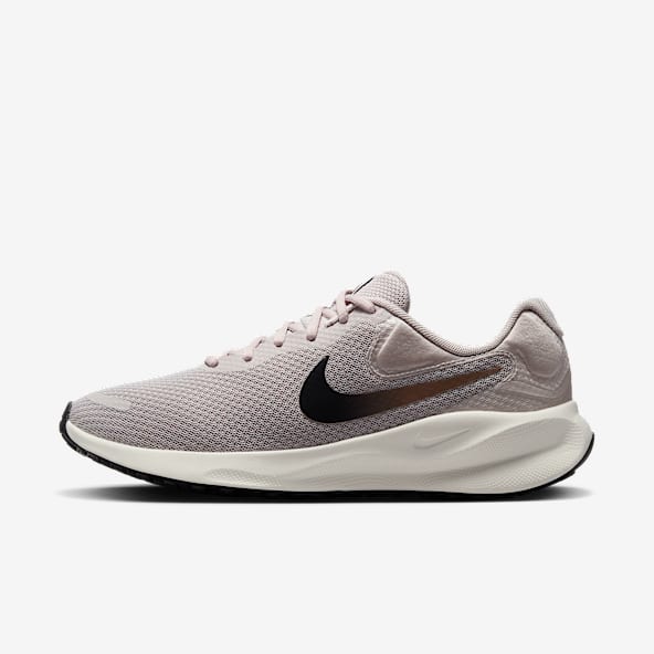 Cushioned supportive Shoes. Nike CA
